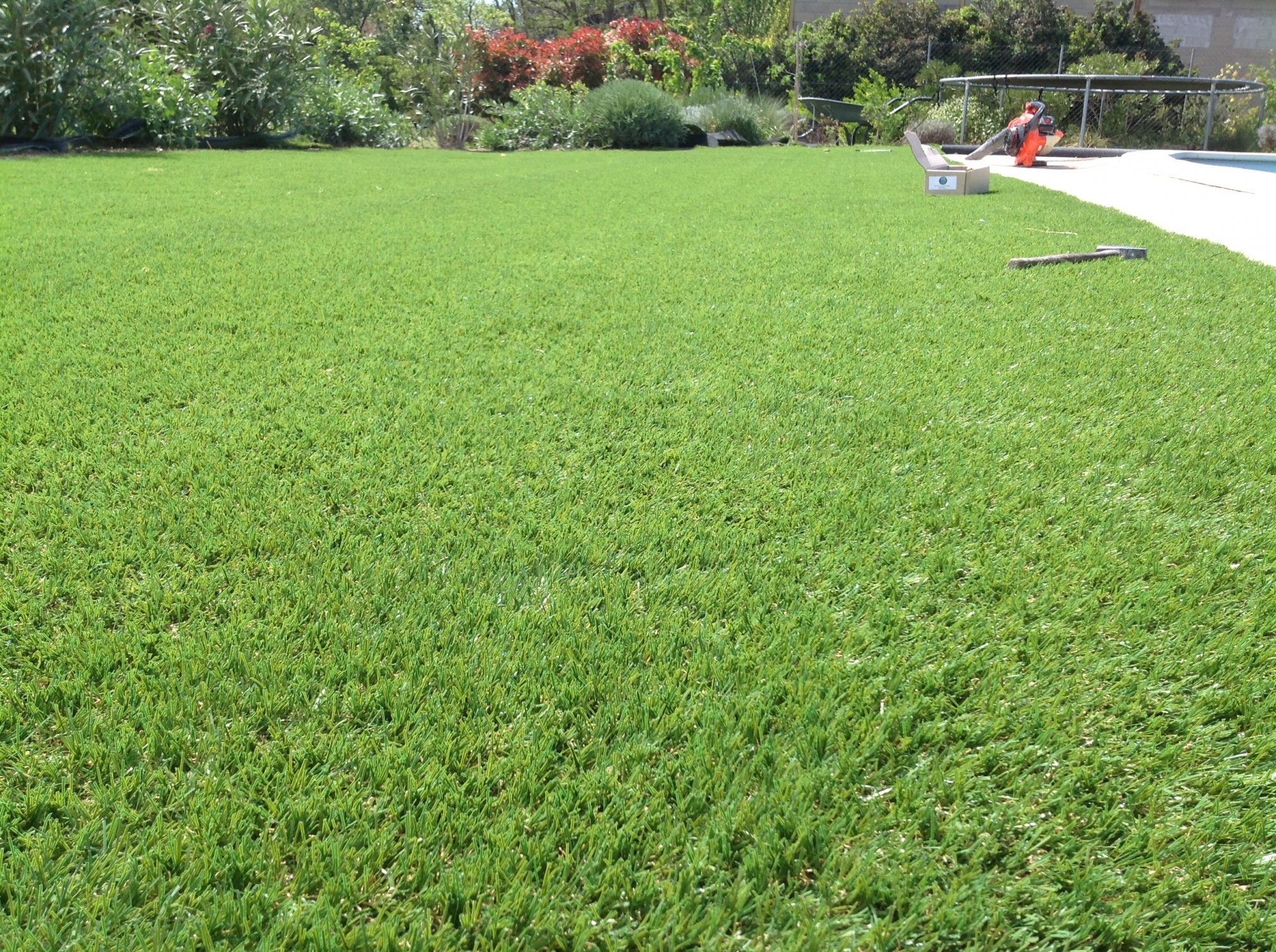 poseur de pelouse artificielle à Aix en Provence
